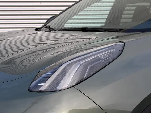 Lynk & Co 01 1.5 More 2025 Hybride Benzine 5