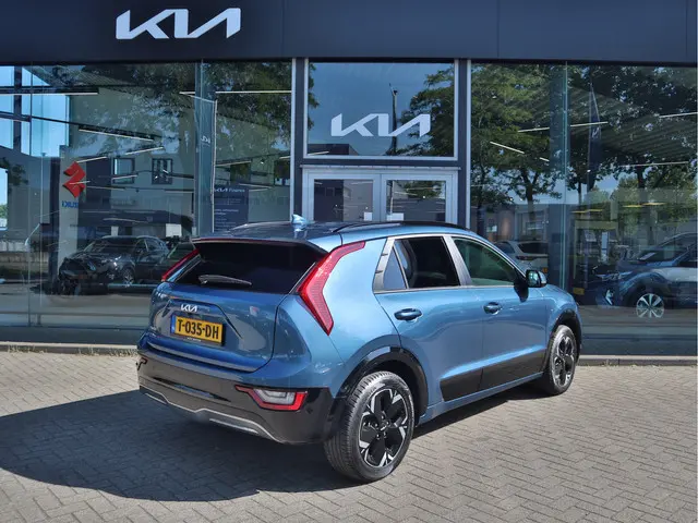 Kia Niro EV DynamicPlusLine 64.8 kWh 2023 Elektrisch 4