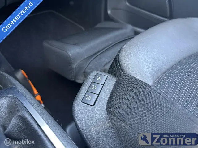 Citroën C4 Picasso 1.2 PureTech Attraction 2015 Benzine 11