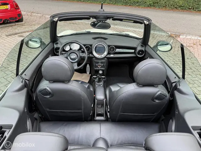 MINI Cooper Cabrio 1.6 Chili 2014 Benzine 18