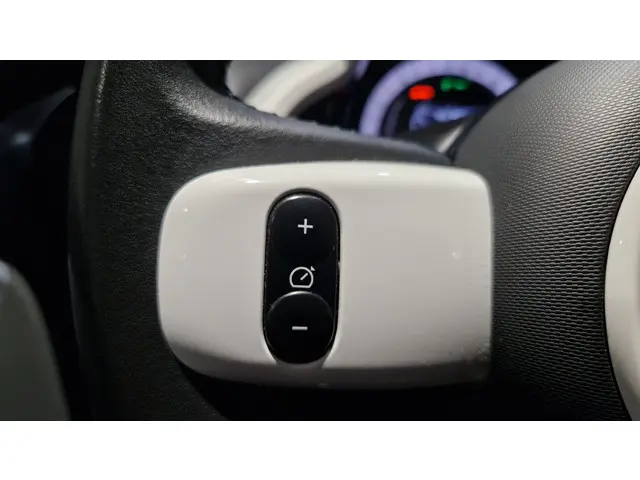 Renault Twingo Z.E. R80 Intens 2022 Elektrisch 19