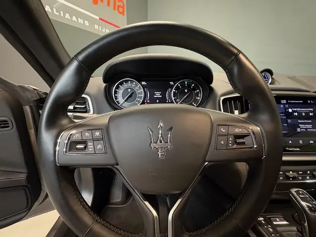 Maserati Ghibli 330pk Hybrid GT 2022 Hybride Benzine 22