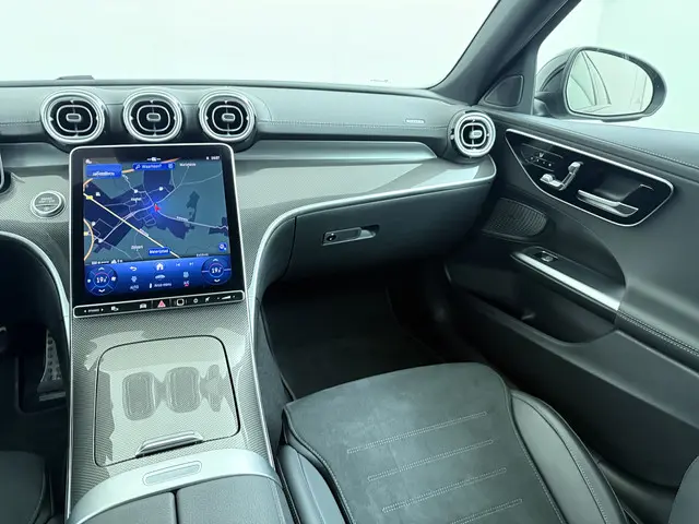 Mercedes-Benz C-Klasse 180 AMG Line 2024 Benzine 20