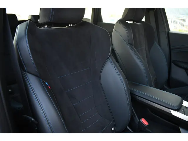 BMW X1 xDrive25e M-Sport 2024 Hybride Benzine 68