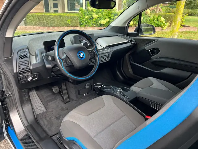 BMW i3 Basis 120Ah 42 kWh 2019 Elektrisch 8