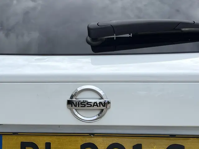 Nissan Micra 0.9 IG-T Tekna 2017 Benzine 50