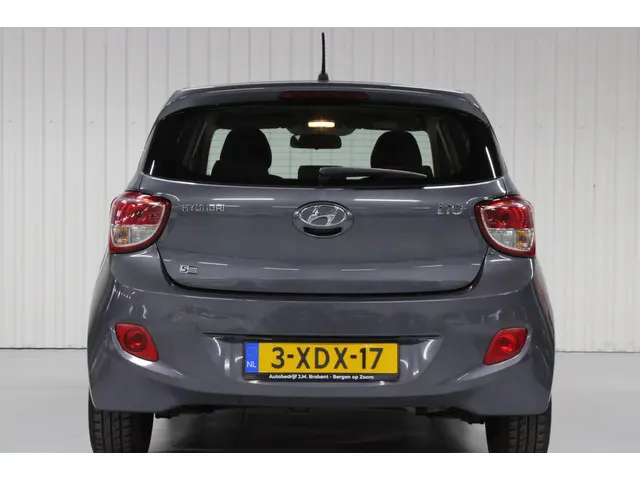 Hyundai i10 1.0i i-Motion 2014 Benzine 8
