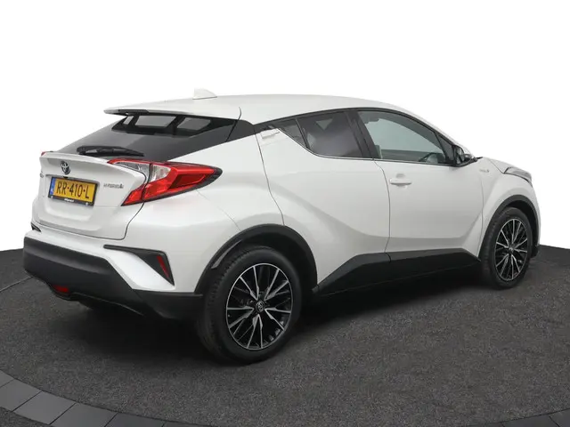 Toyota C-HR 1.8 Hybrid Dynamic 2018 Hybride Benzine 2