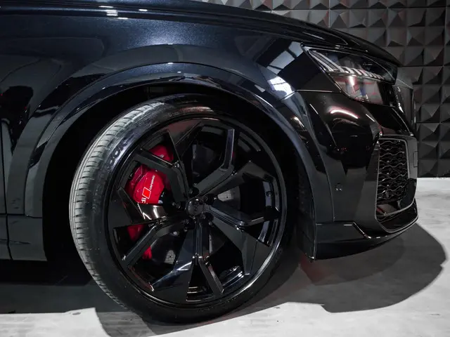 Audi RSQ8 quattro 2020 Benzine 36