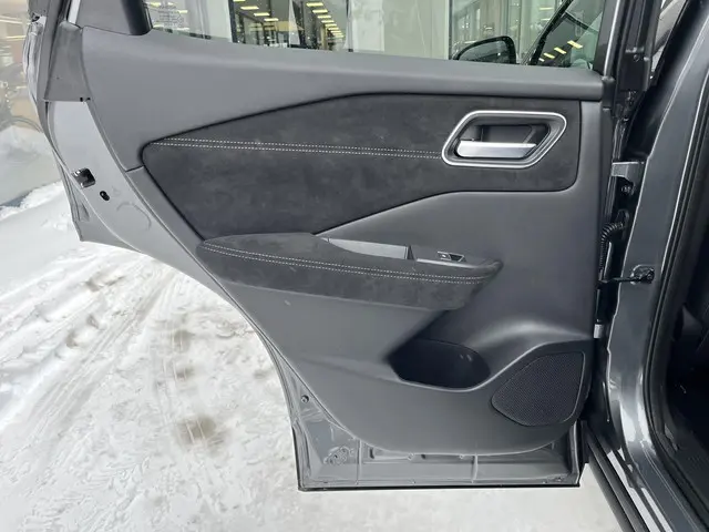 Nissan QASHQAI 1.3 MHEV Xtronic Tekna Plus 2025 Benzine 16