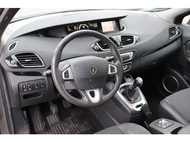 Renault Scénic 1.5 dCi Bose 2012 Diesel 6