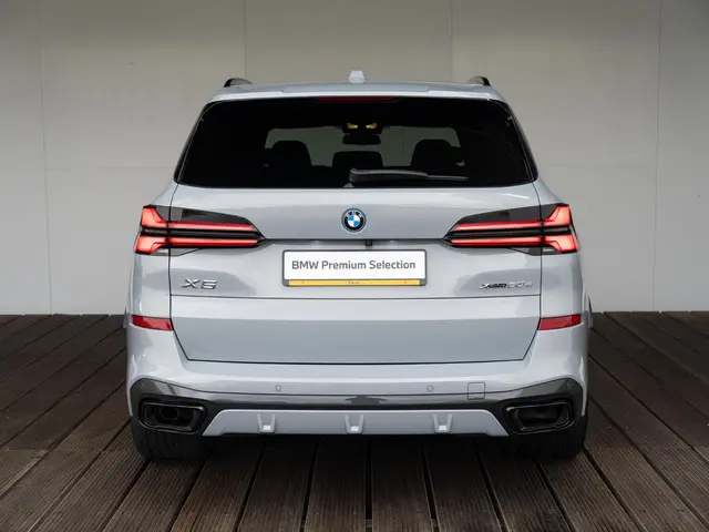 BMW X5 xDrive50e 2023 Hybride Benzine 5