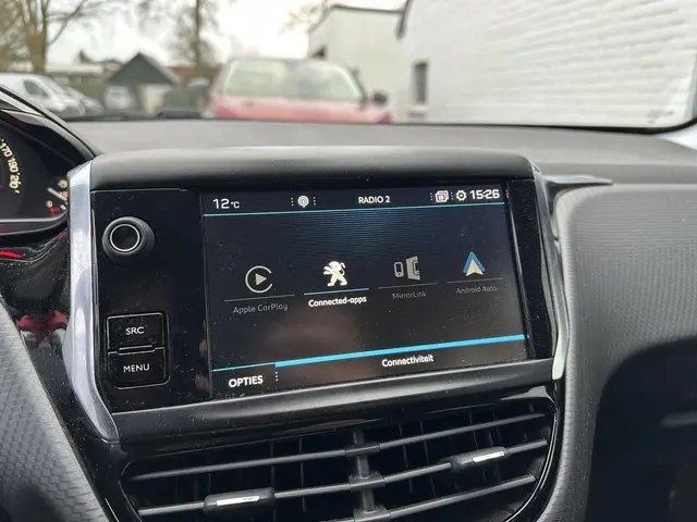 Peugeot 208 1.2 Turbo 110 PK GT-Line 2019 Benzine 24