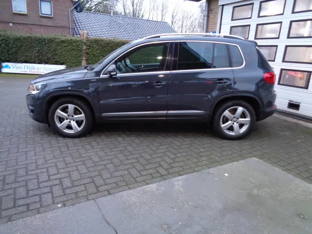 Volkswagen Tiguan 2