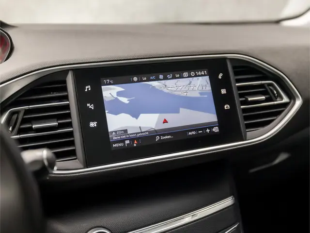 Peugeot 308 SW 1.2 PureTech Sport 2020 Benzine 21