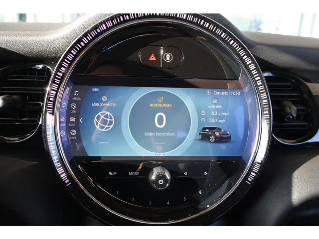 MINI 5-Deurs 1.5 Cooper Classic 2024 Benzine 17