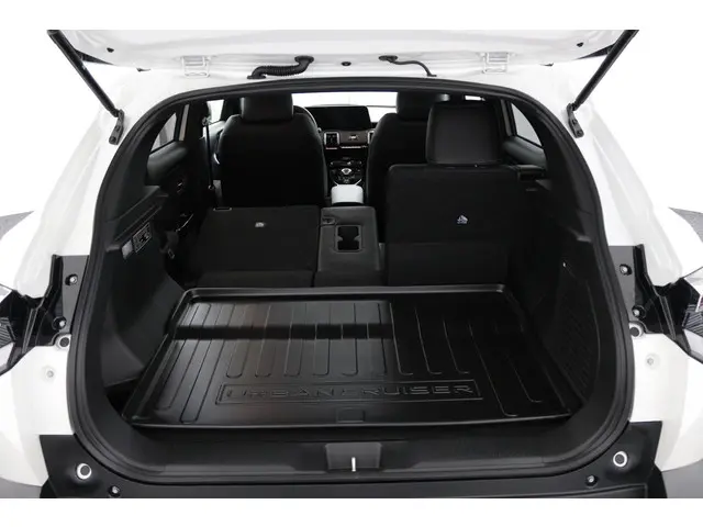 Toyota Urban Cruiser Executive 61 kWh 2026 Elektrisch 24