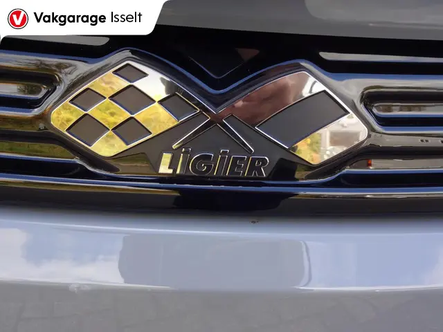 Ligier JS60 Brommobiel SPORT Ultimate Airco 2022 Diesel 3
