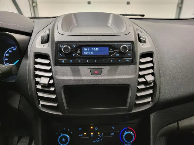 Ford Transit Connect 1.5EcoBlue 100pk Euro 6! 2018 Diesel 10