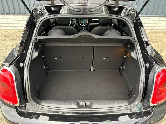 MINI One Mini 1.2 Chili Business *pano 2016 Benzine 22