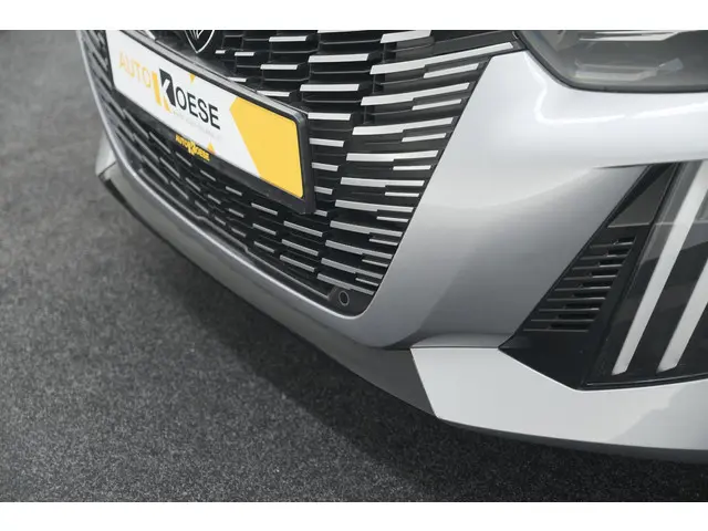 Peugeot 208 PureTech 100 GT 2024 Benzine 18