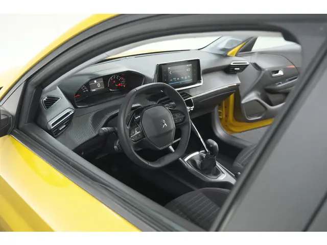 Peugeot 208 PureTech 75 Active Pack 2022 Benzine 26