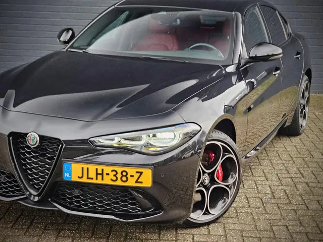 Alfa Romeo Giulia 2.0 T 280PK 4WD Veloce 2023 Benzine 5