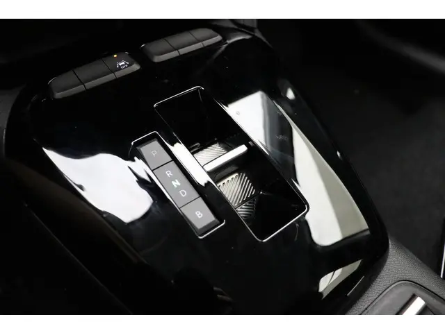 Opel Corsa-e Elegance 50 kWh 2023 Elektrisch 18