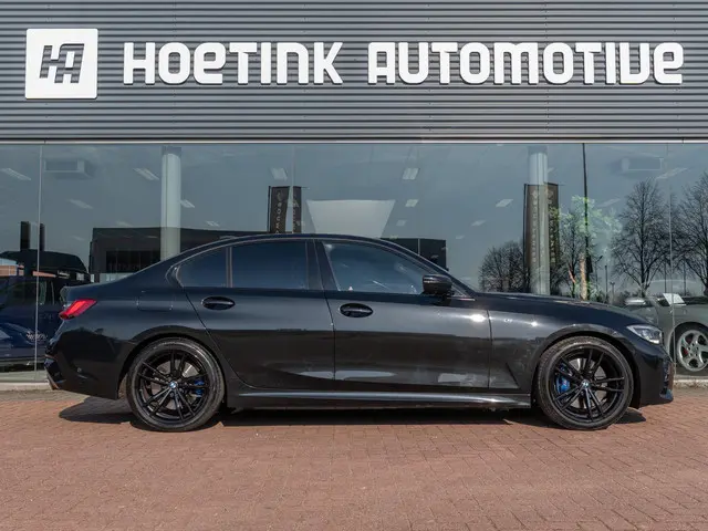 BMW 3 Serie 330i High Executive Edition 2019 Benzine 11