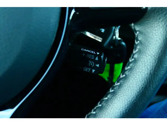 Toyota Yaris 1.5 Hybrid Active 2019 Hybride Benzine 36