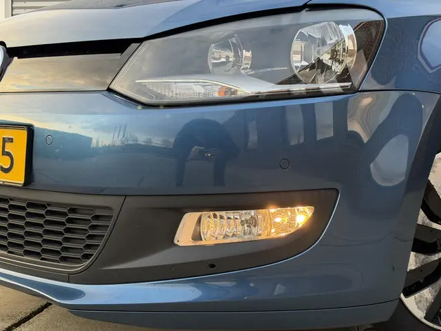 Volkswagen Polo 1.0 BlueMotion 2015 Benzine 32