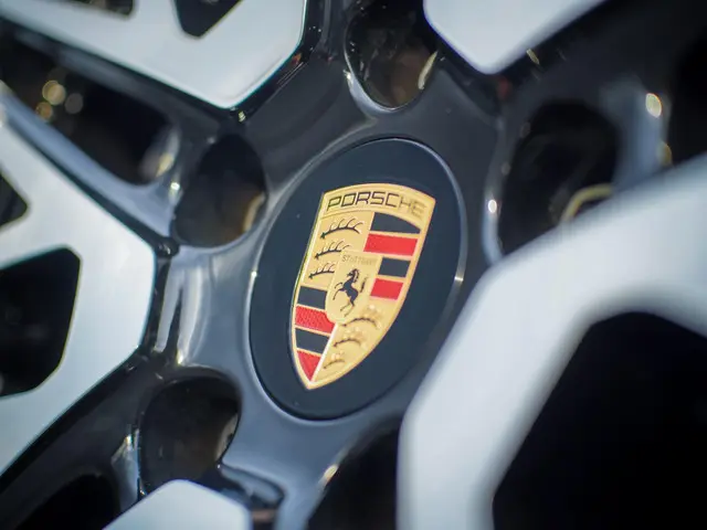 Porsche Cayenne E-HYBRID 2025 Hybride Benzine 5