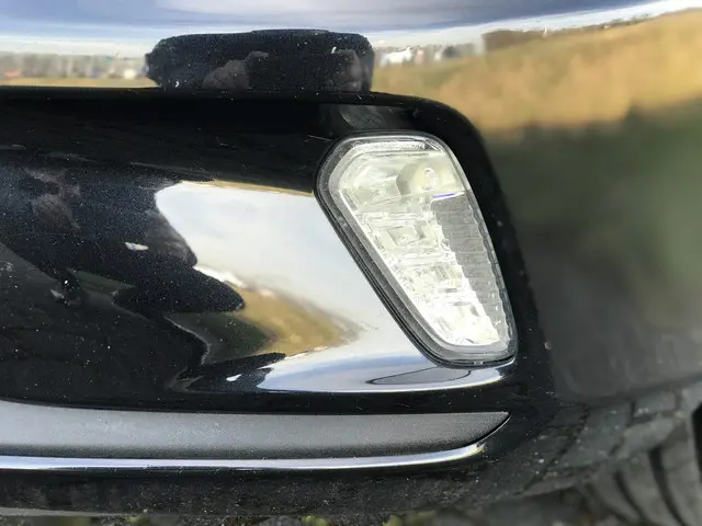 Volvo V40 1.6 T3 R-Design 2013 Benzine 25