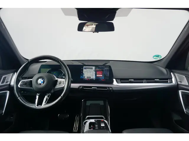 BMW X1 sDrive18i 2022 Benzine 10