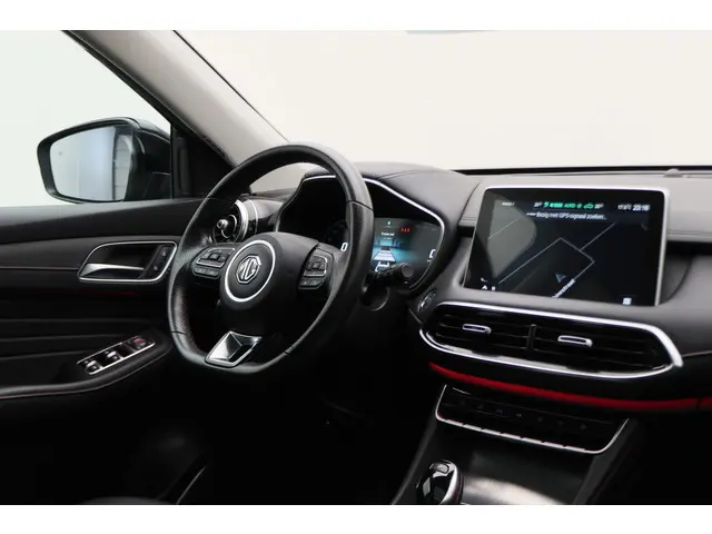 MG EHS 1.5 TGDI Luxury 2021 Hybride Benzine 32