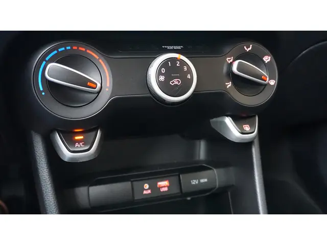 Kia Picanto 1.0 CVVT 66pk 5Drs ComfortLine 2017 Benzine 16