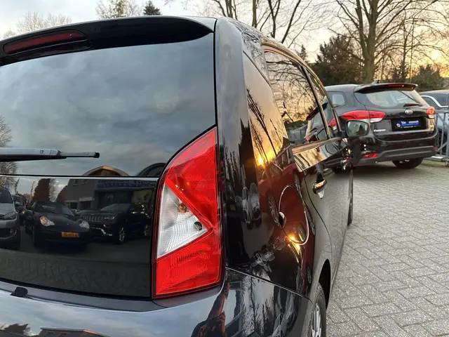 SEAT Mii 1.0 Sport Intense 5drs 2019 Benzine 12