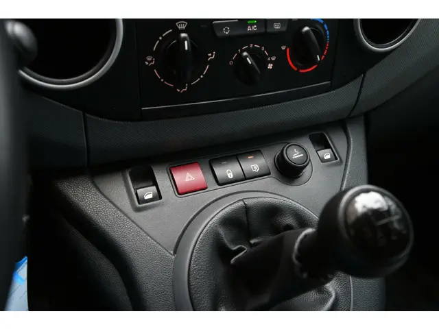 Peugeot Partner bestel 120 1.6 VTi 98 L1 Pro 2018 Benzine 19