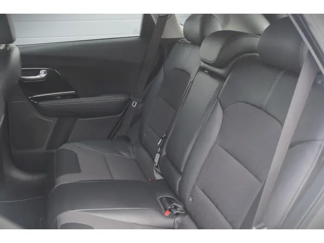 Kia Niro 1.6 GDi Hybrid DynamicLine 2020 Hybride Benzine 10