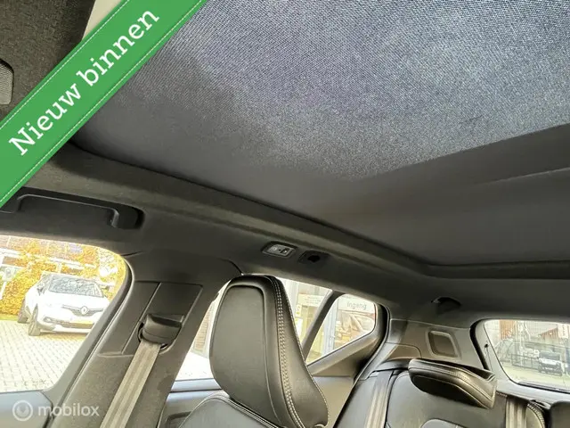 Volvo XC40 2.0 T4 R-Design 2018 Benzine 18