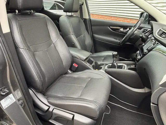 Nissan QASHQAI 1.2 Tekna 2015 Benzine 4