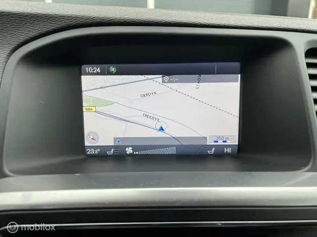 Volvo V60 1.6 D2 Summum 2013 Diesel 17