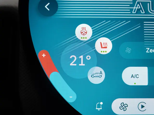 MINI 5-Deurs Cooper C Favoured 2025 Benzine 35