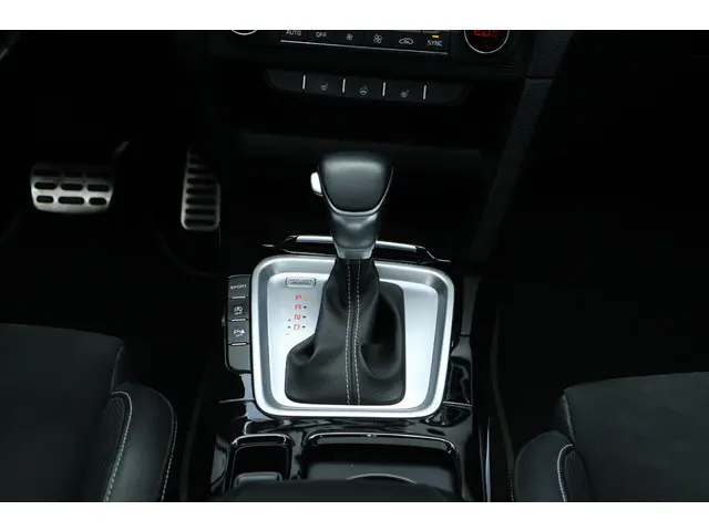 Kia ProCeed 1.4 T-GDI GT-Line 2020 Benzine 32