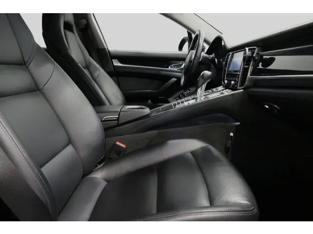 Porsche Panamera 3.0 S E-Hybrid 2016 Hybride Benzine 27