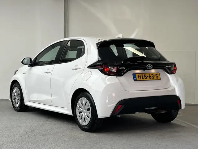 Toyota Yaris 2