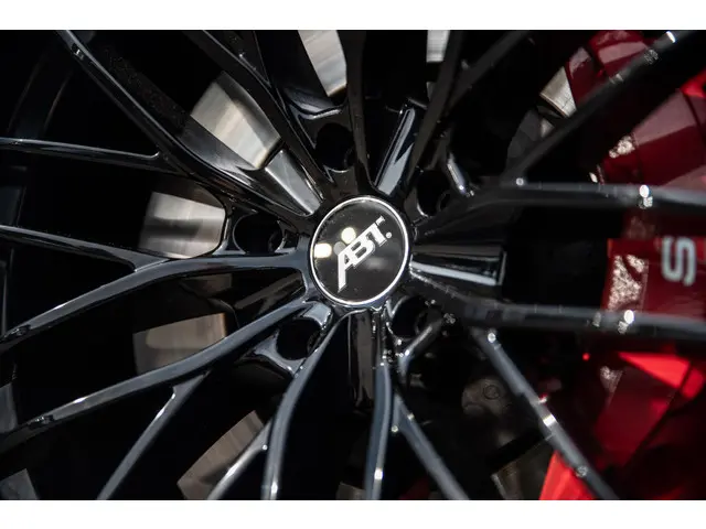 Audi SQ7 4.0 TFSI quattro ABT 7p 2024 Benzine 38