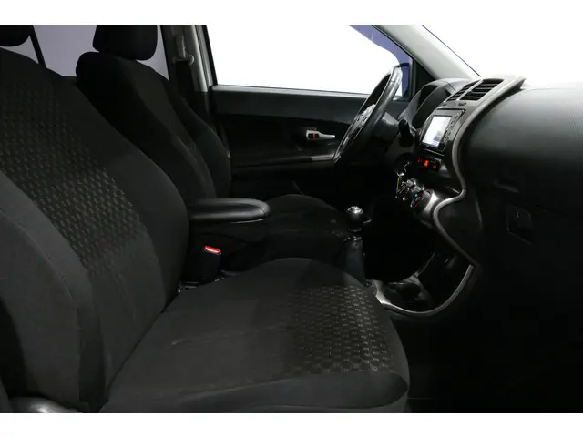 Toyota Urban Cruiser 1.3 VVT-i Comfort 2012 Benzine 22