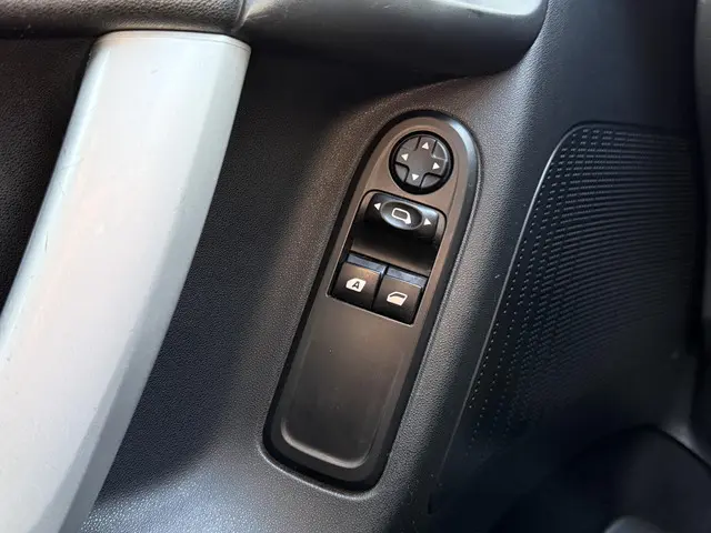 Citroën C3 1.2 VTi Collection 2013 Benzine 25