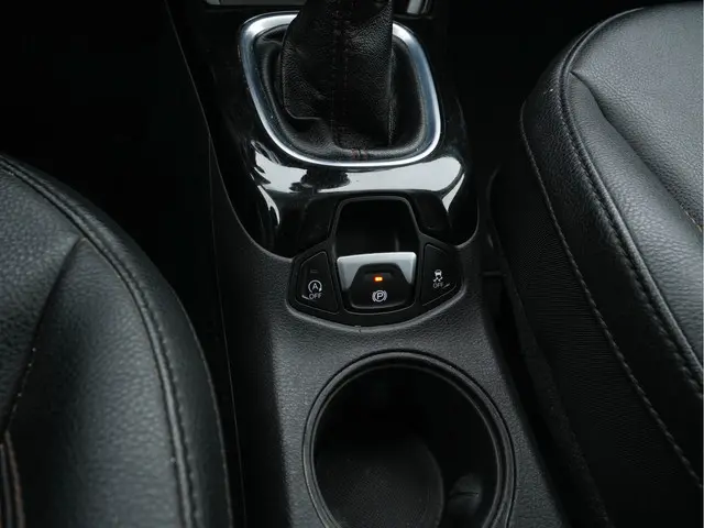 Jeep Compass 1.3T Limited 2020 Benzine 12